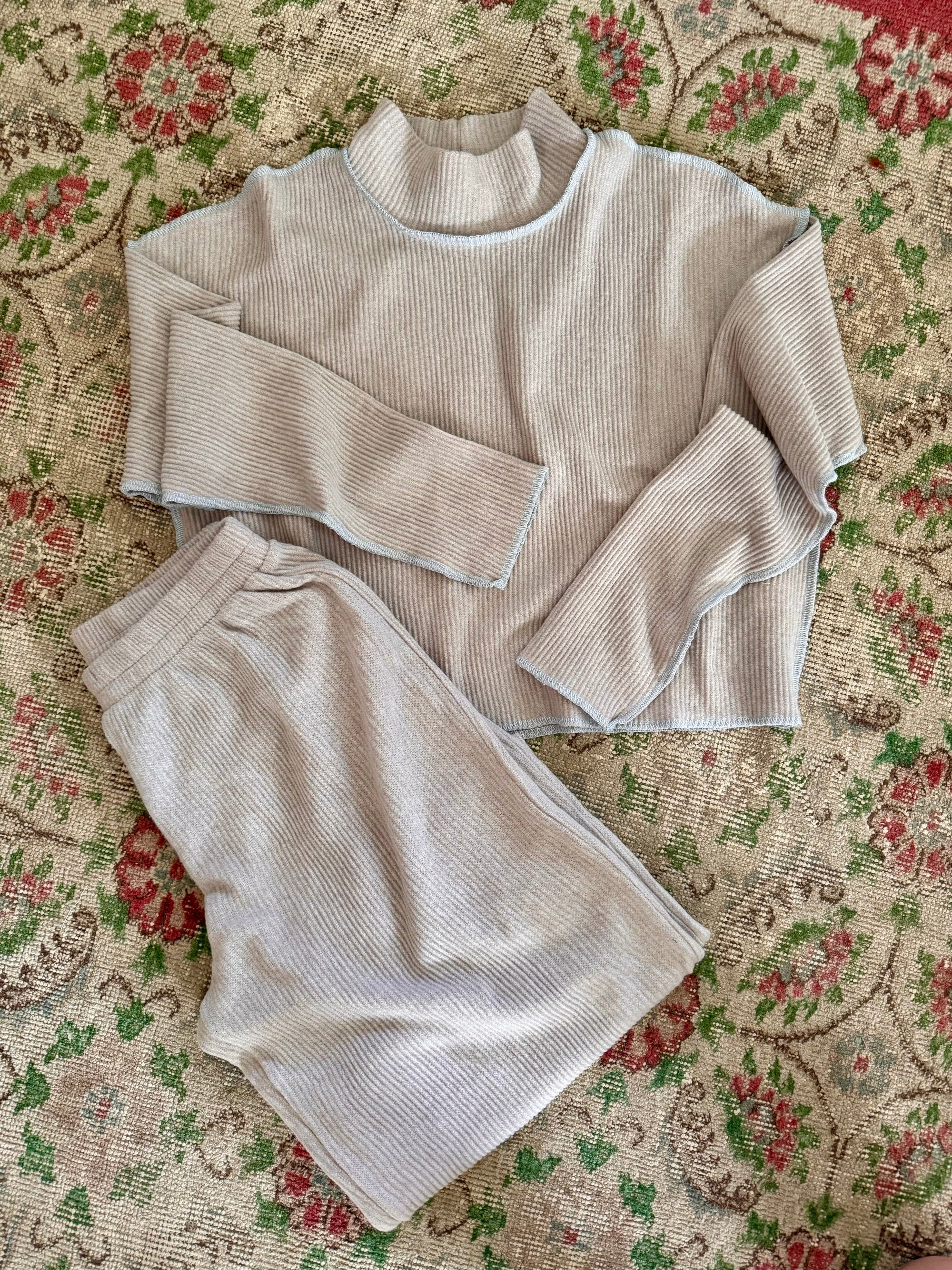 Winnie Ribbed Turtleneck Top