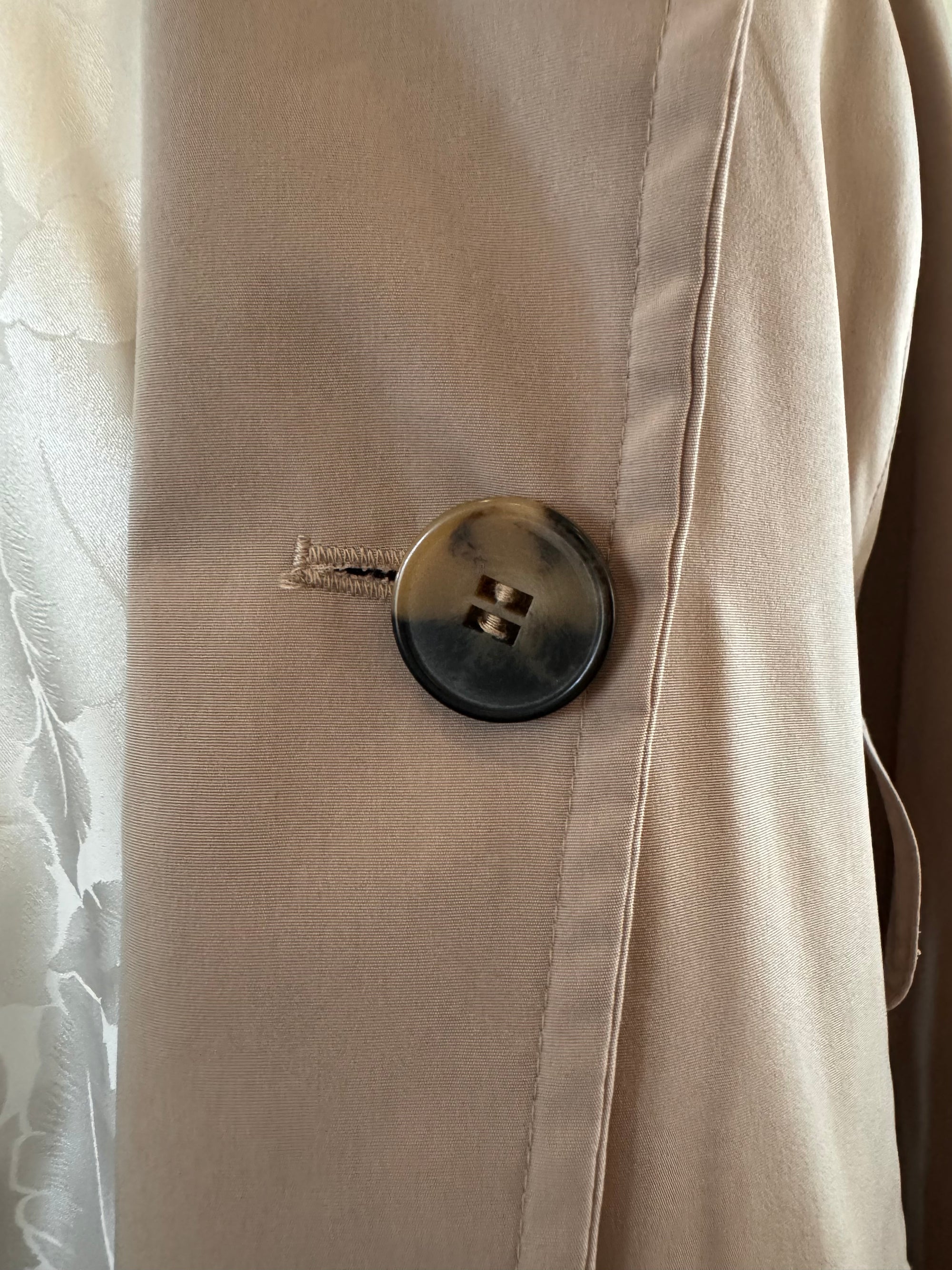 Secondhand Beige Trench Coat | LONDON FOG Size Petite M