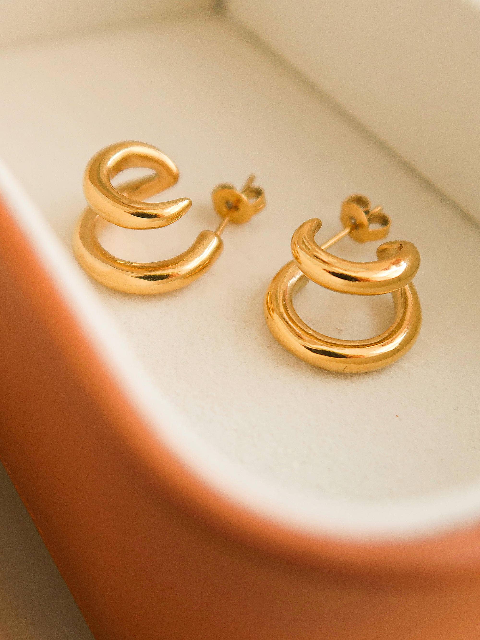 Maddison Double C Hoop Earring | Non-tarnish 18k gold-plated
