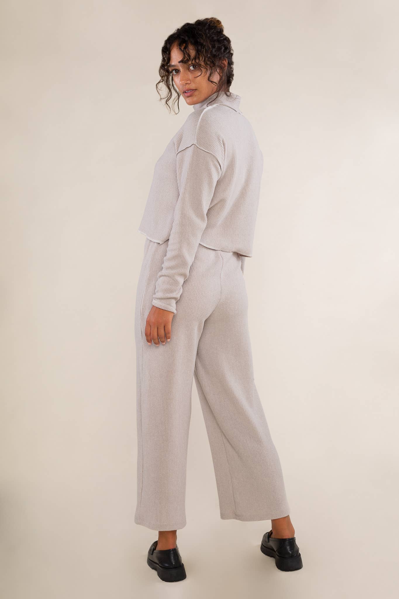 Winnie Ribbed Turtleneck Top