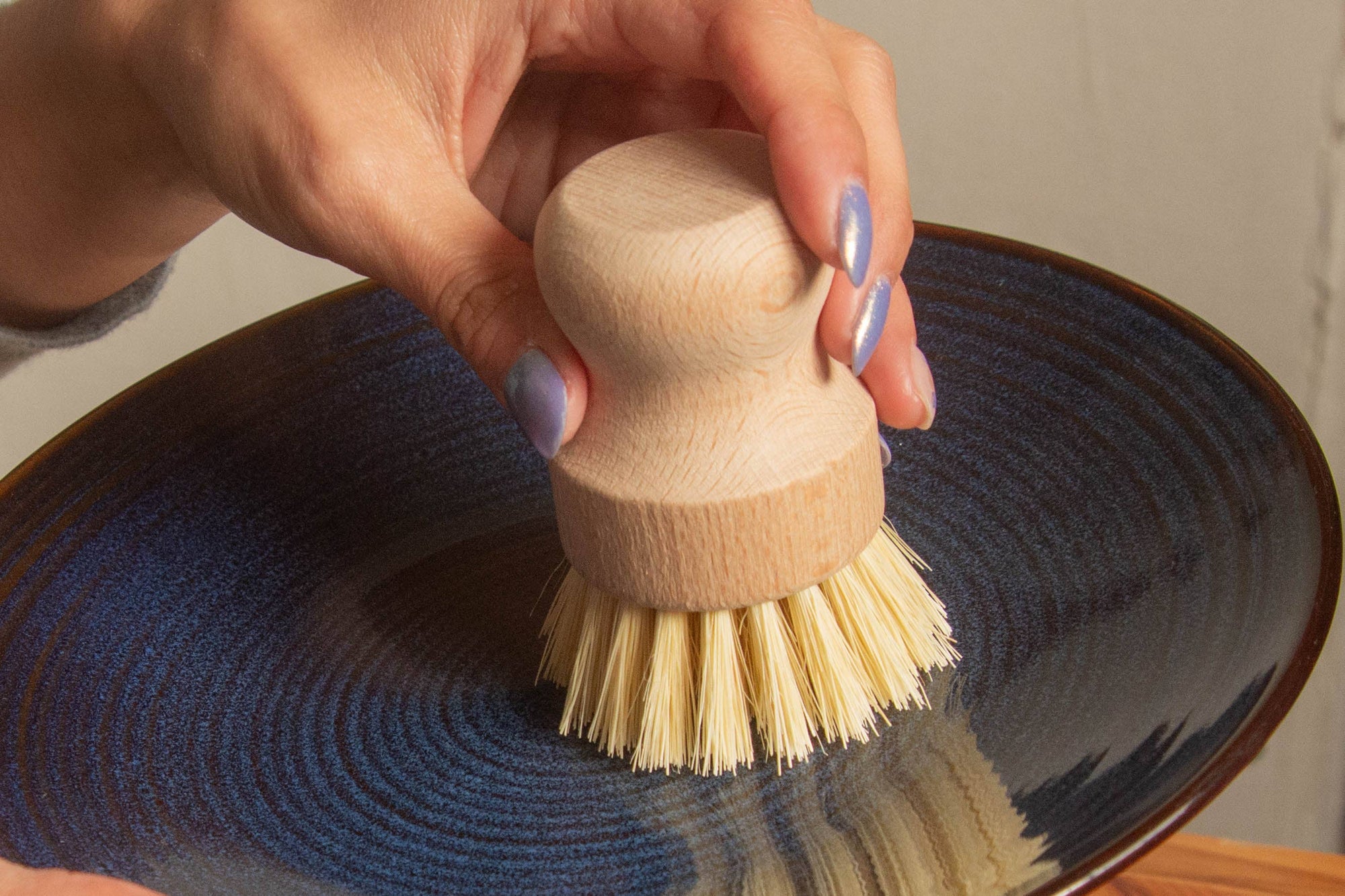 Dish Brush White Teakwood